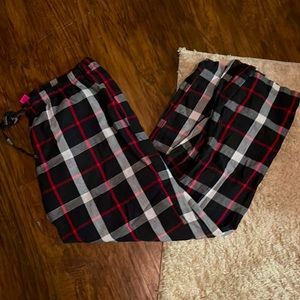 🌻3/$20 Plaid PJ Bottoms